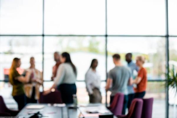 离石区体育馆游泳培训课程和收费标准(图1)